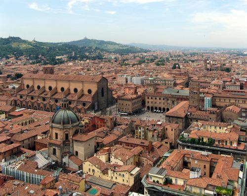 Dispatch from Bologna, Italy ~ Guest Post from Crista Carr Shatz