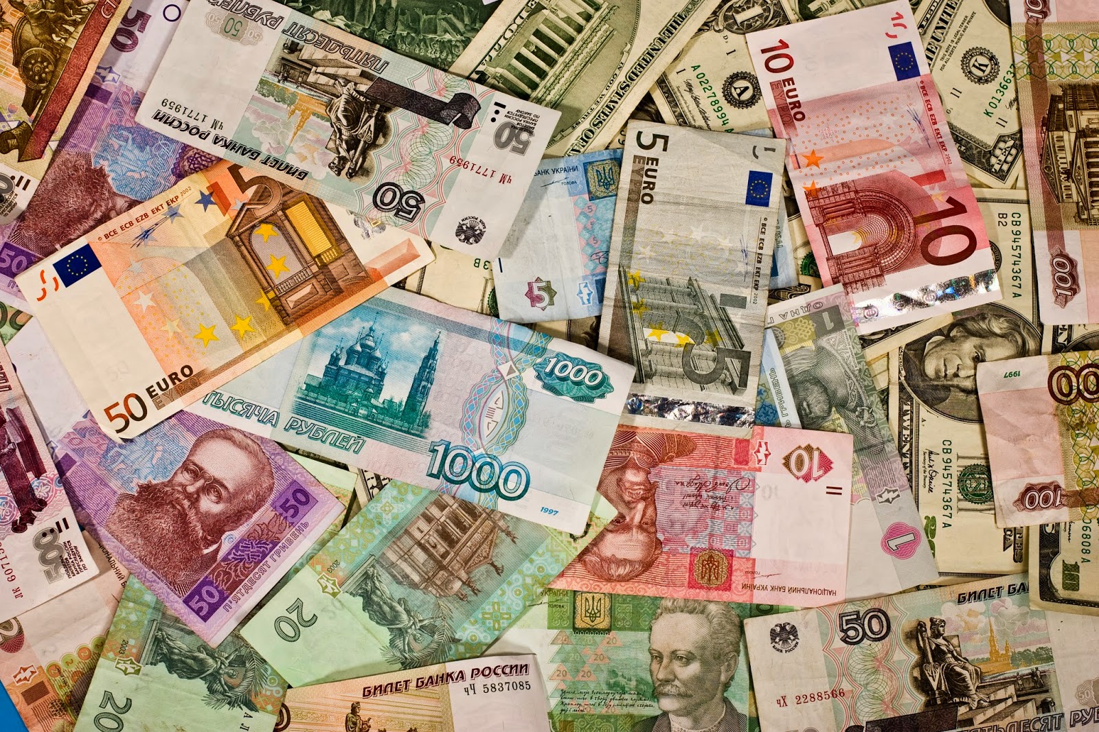 Travel Tip ~ Foreign Currency Exchange