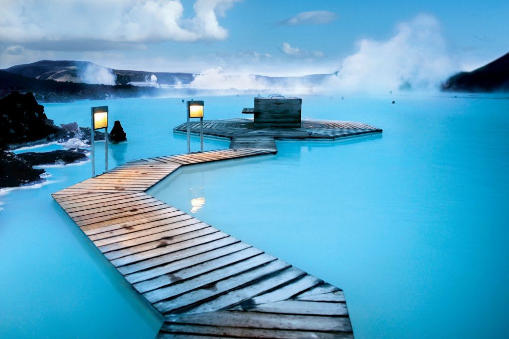 blue-lagoon-golden-circle-and-northern-lights-0