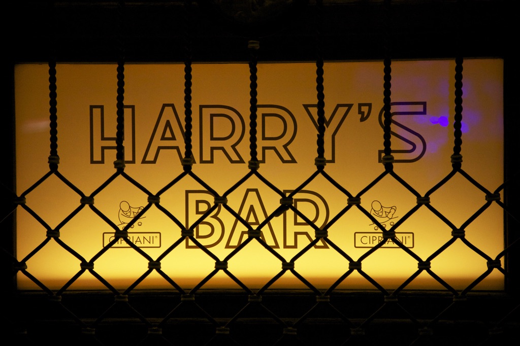 Carlotta-Cerquetti-Harrys-Bar-