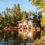 Wednesday Wanderlust ~ A Luxury Lake Retreat